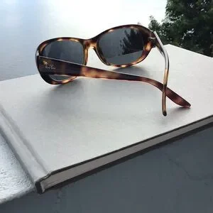 Ray-Ban Bold Tortoise Sunglasses Made in Italy RB 4061 642 Ray-Ban | Accessories | Rayban Bold Tortoise Sunglasses Made  main image 3